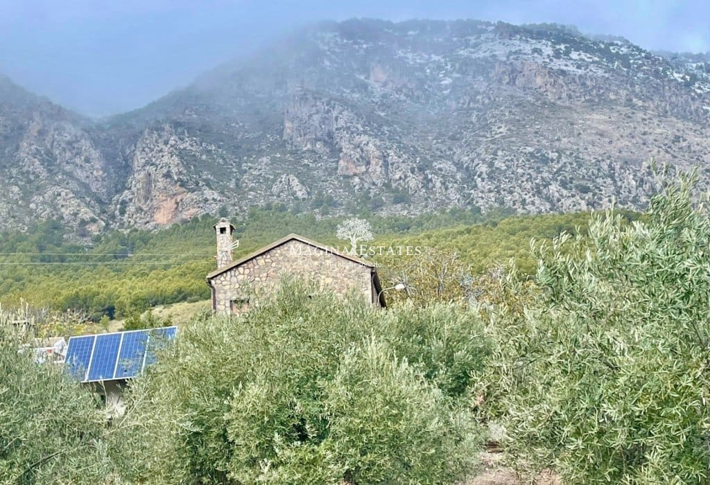 2 bedroom Finca/Country House for sale in Huelma with pool garage - € 158,000 (Ref: 9499816)