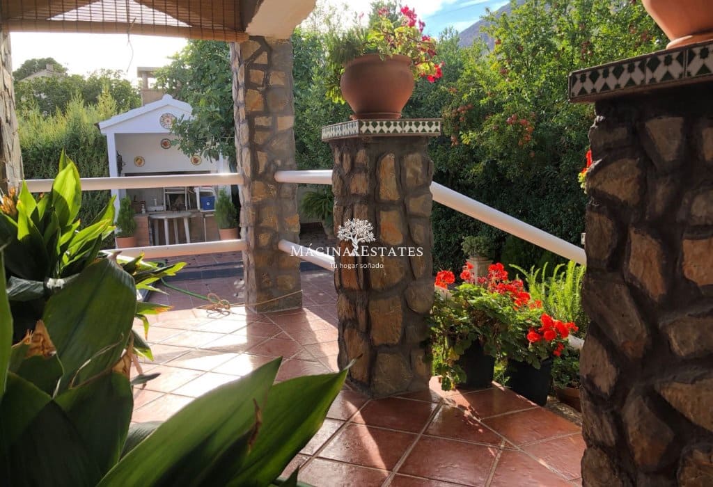 2 bedroom Finca/Country House for sale in Huelma with pool garage - € 158,000 (Ref: 9499816)