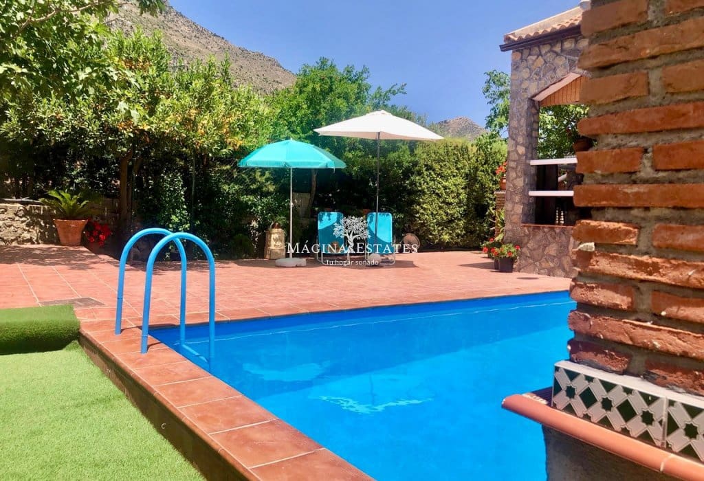 2 bedroom Finca/Country House for sale in Huelma with pool garage - € 158,000 (Ref: 9499816)