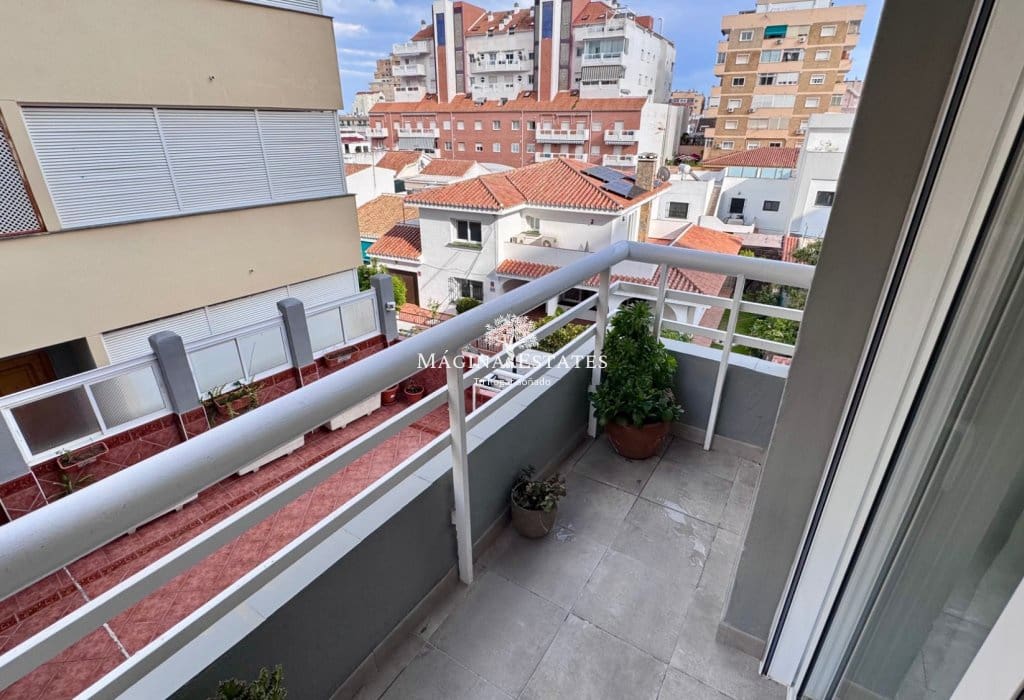 3 sypialnia Apartament na sprzedaż w Fuengirola z basenem - 341 900 € (Ref: 9665563)