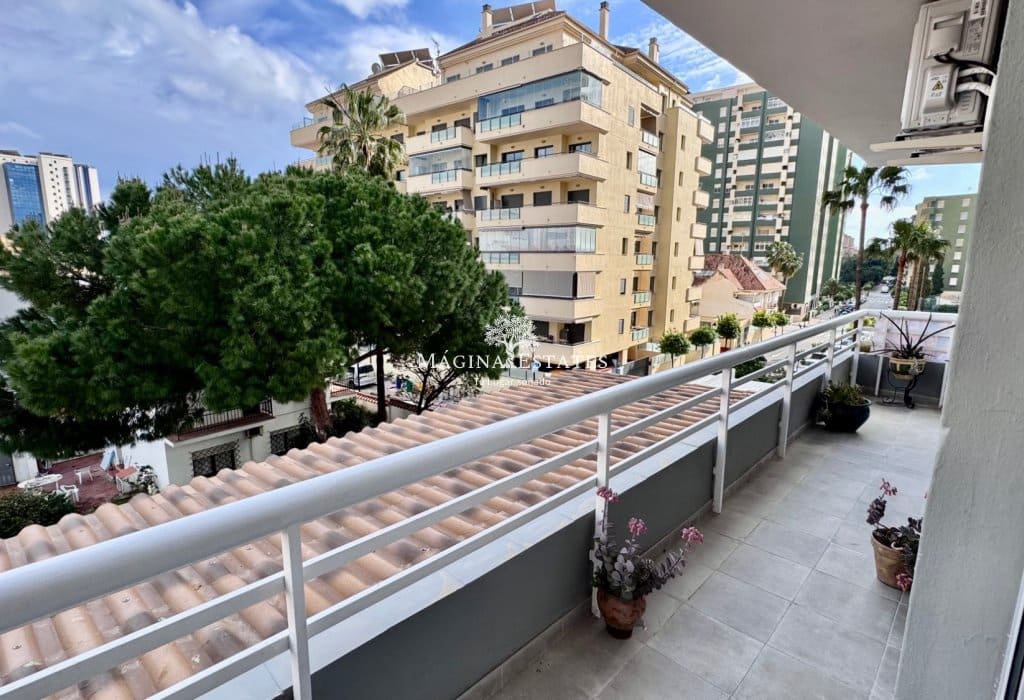 3 sypialnia Apartament na sprzedaż w Fuengirola z basenem - 341 900 € (Ref: 9665563)