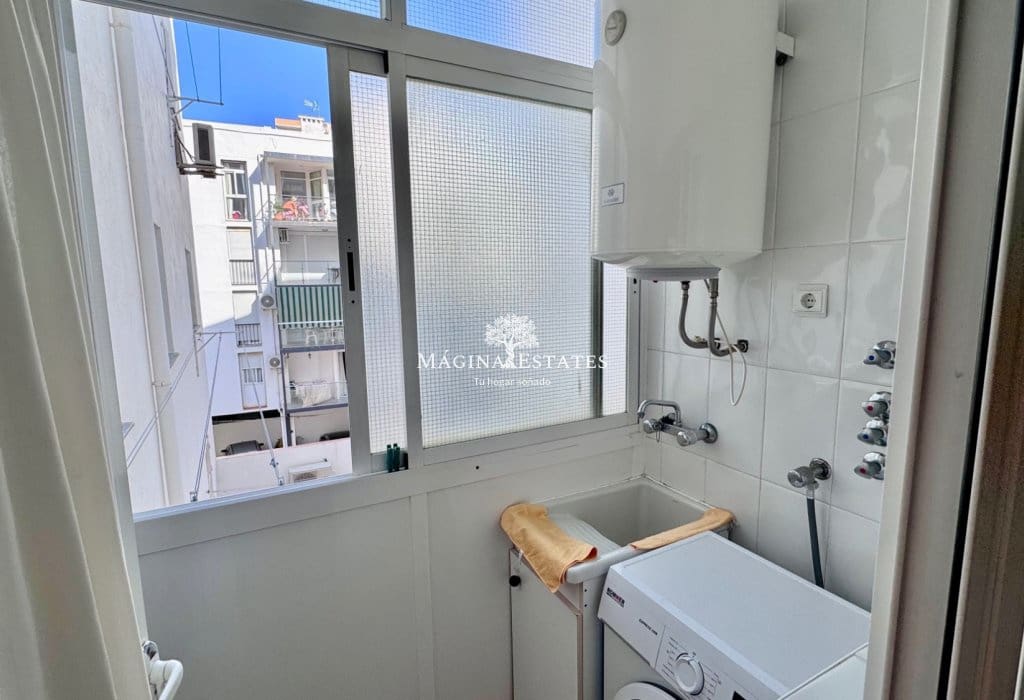 Piso de 3 habitaciones en Fuengirola en alquiler con piscina garaje - 1.700 € (Ref: 9902137)