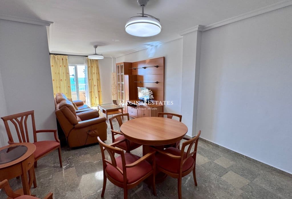 Piso de 3 habitaciones en Fuengirola en alquiler con piscina garaje - 1.700 € (Ref: 9902137)