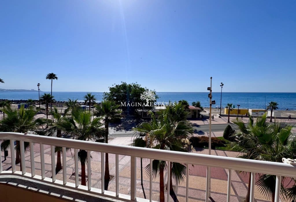 Piso de 3 habitaciones en Fuengirola en alquiler con piscina garaje - 1.700 € (Ref: 9902137)