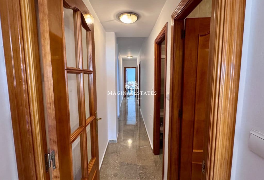Piso de 3 habitaciones en Fuengirola en alquiler con piscina garaje - 1.700 € (Ref: 9902137)