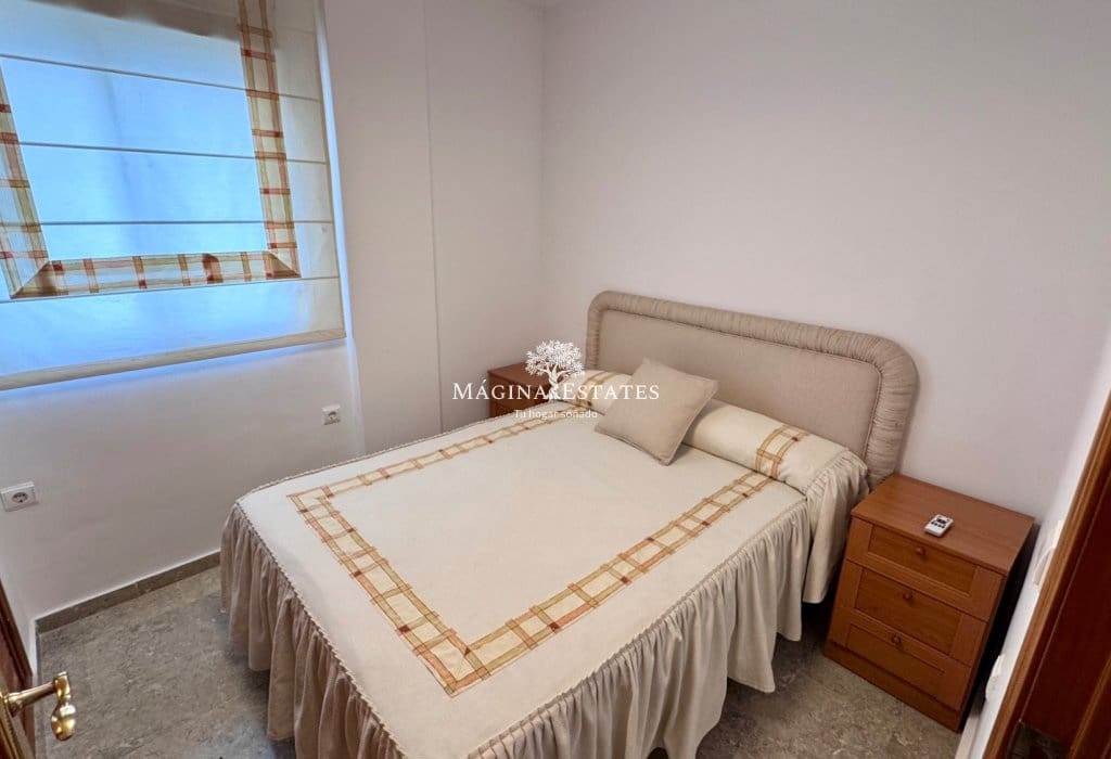 Piso de 3 habitaciones en Fuengirola en alquiler con piscina garaje - 1.700 € (Ref: 9902137)