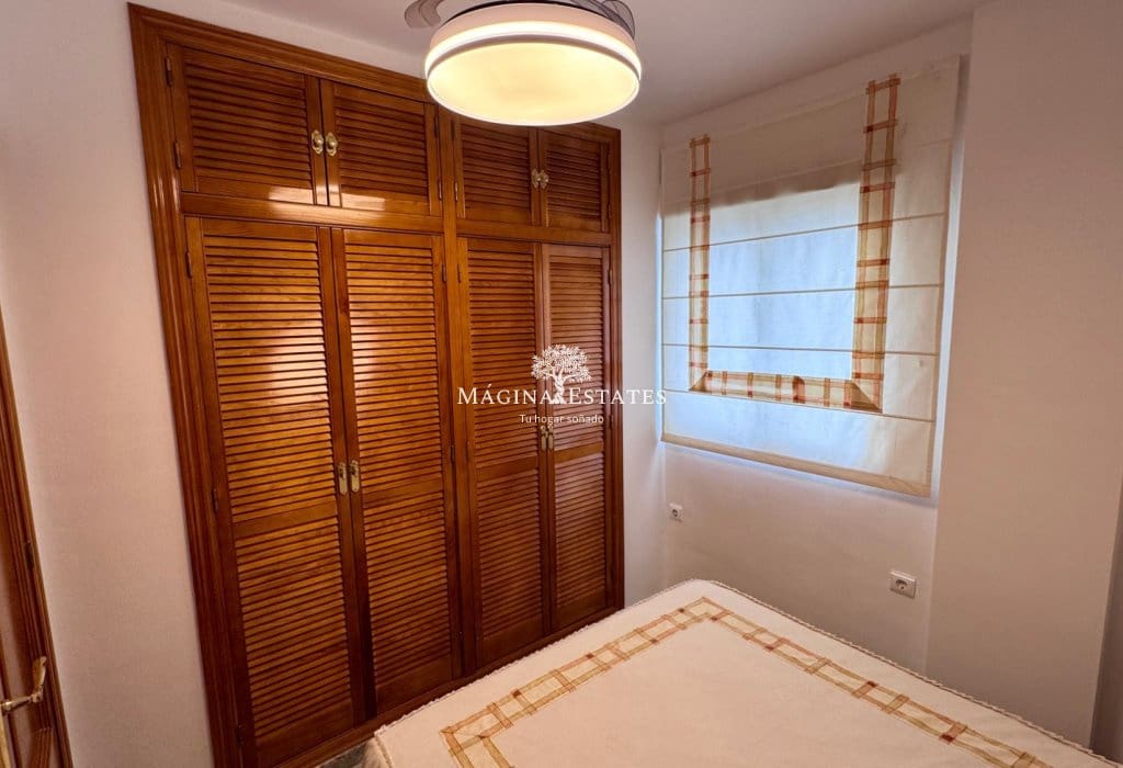 Piso de 3 habitaciones en Fuengirola en alquiler con piscina garaje - 1.700 € (Ref: 9902137)