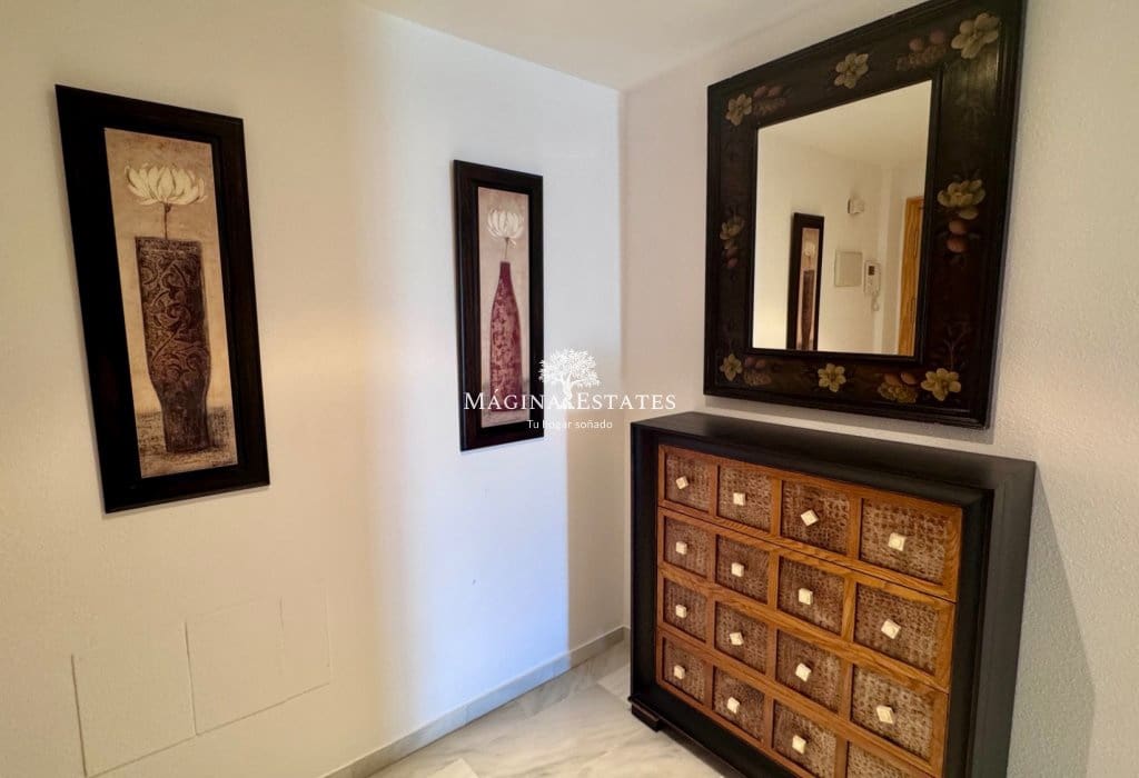 3 makuuhuone Ranta-asunto vuokrattavana paikassa Fuengirola mukana uima-altaan - 1 800 € (Ref: 9934848)