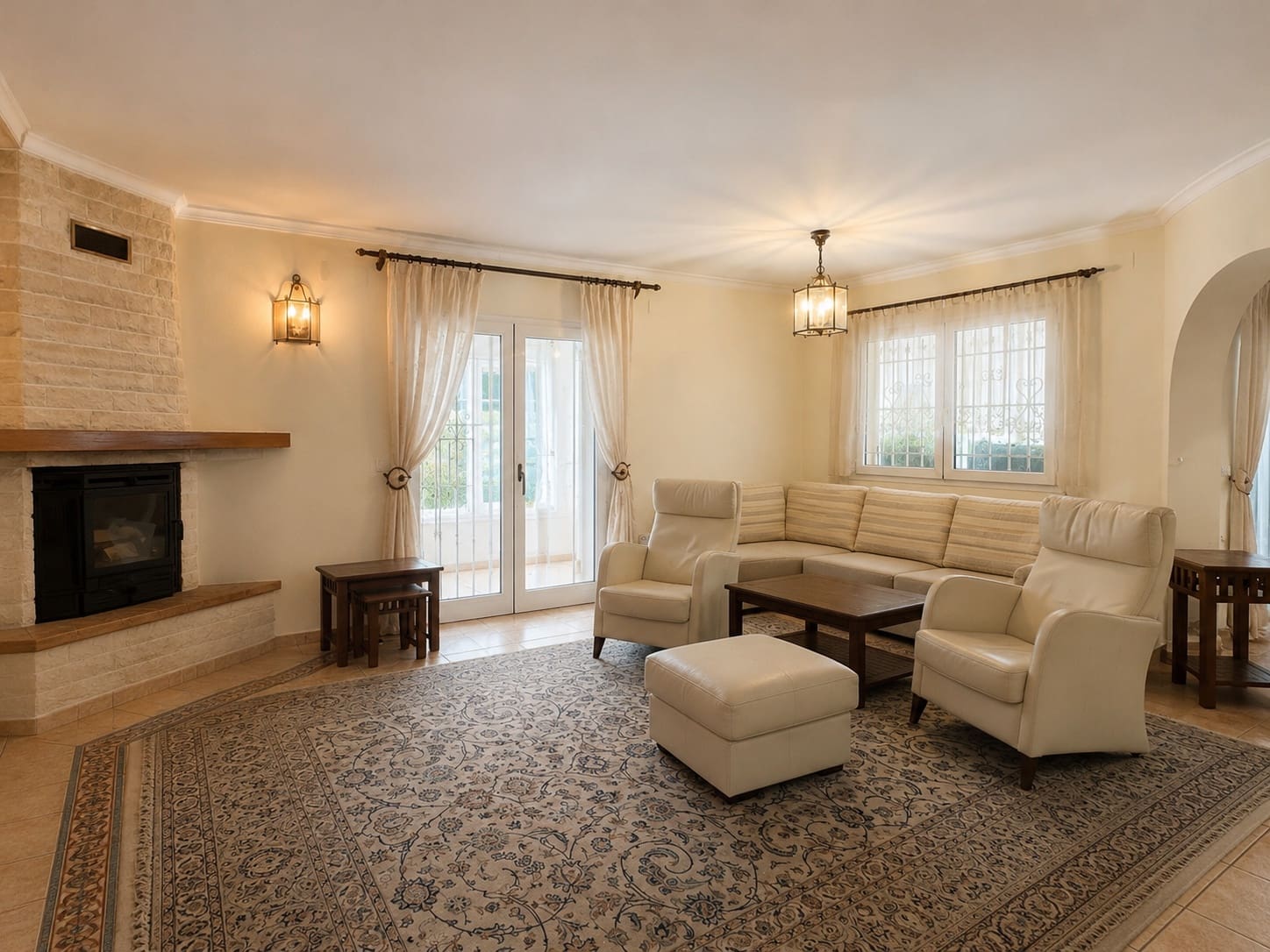 4 soveværelse Villa til salg i Benissa med swimmingpool garage - € 685.000 (Ref: 10010320)