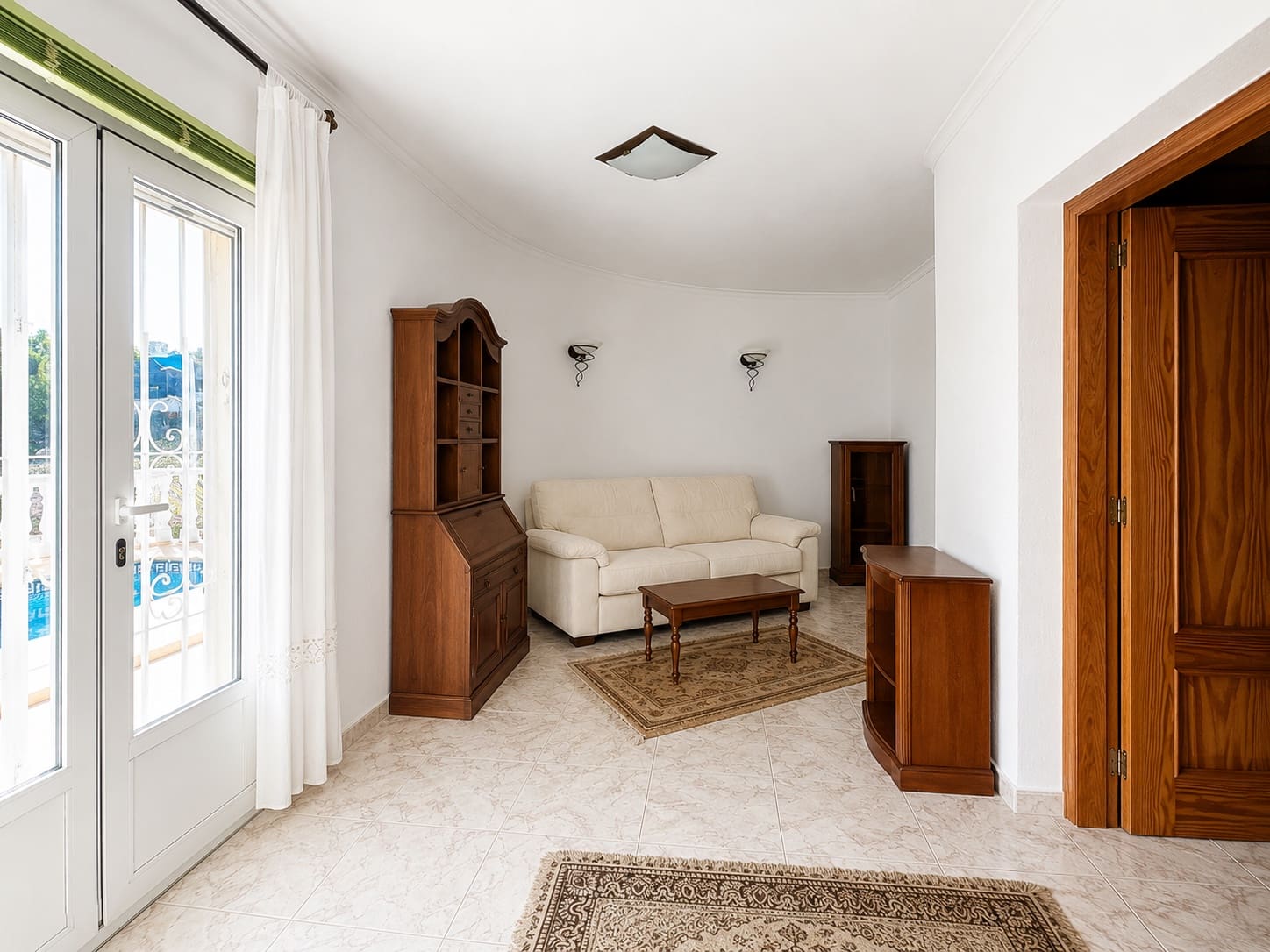 4 soveværelse Villa til salg i Benissa med swimmingpool garage - € 685.000 (Ref: 10010320)