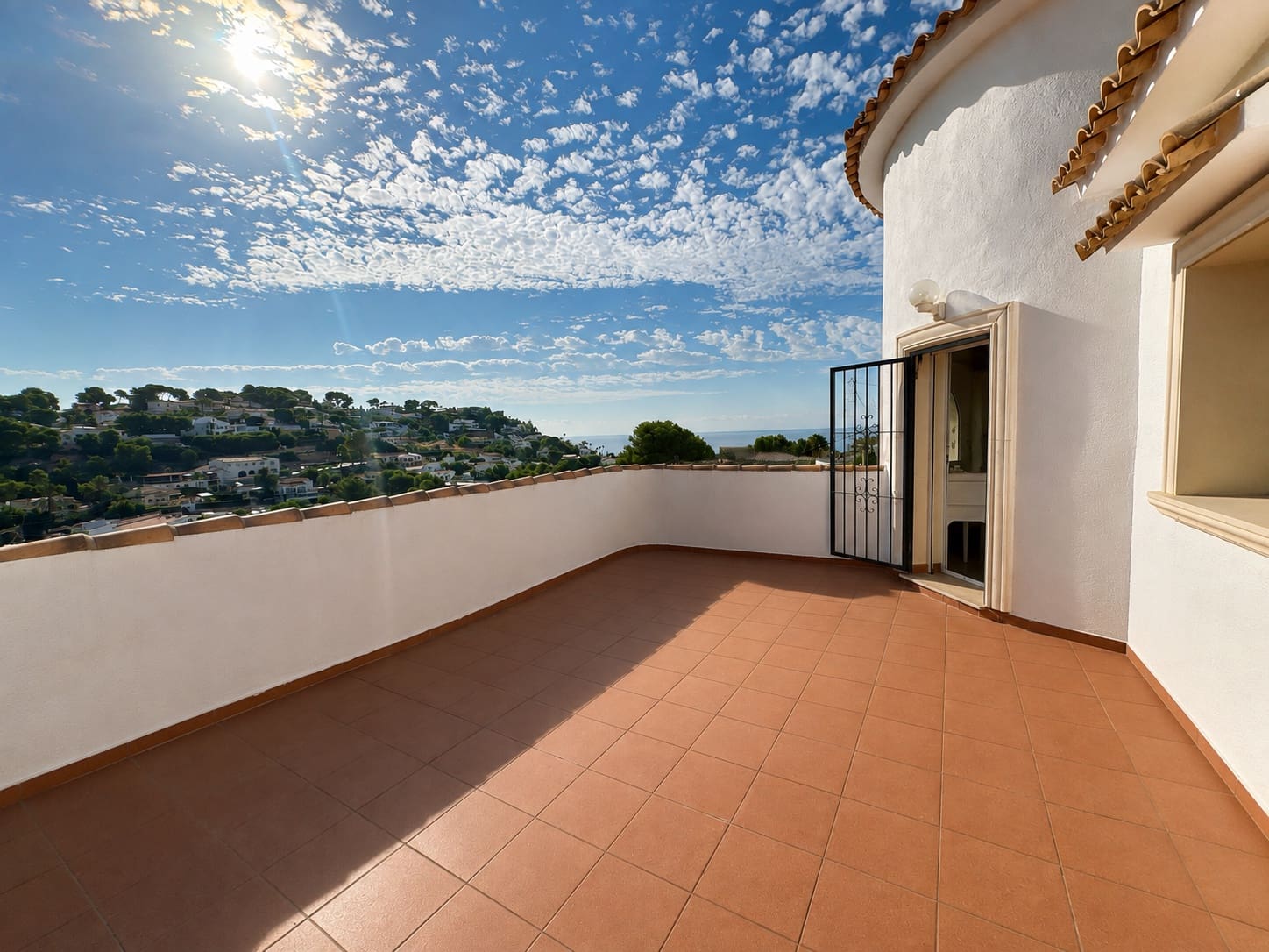 4 soveværelse Villa til salg i Benissa med swimmingpool garage - € 685.000 (Ref: 10010320)