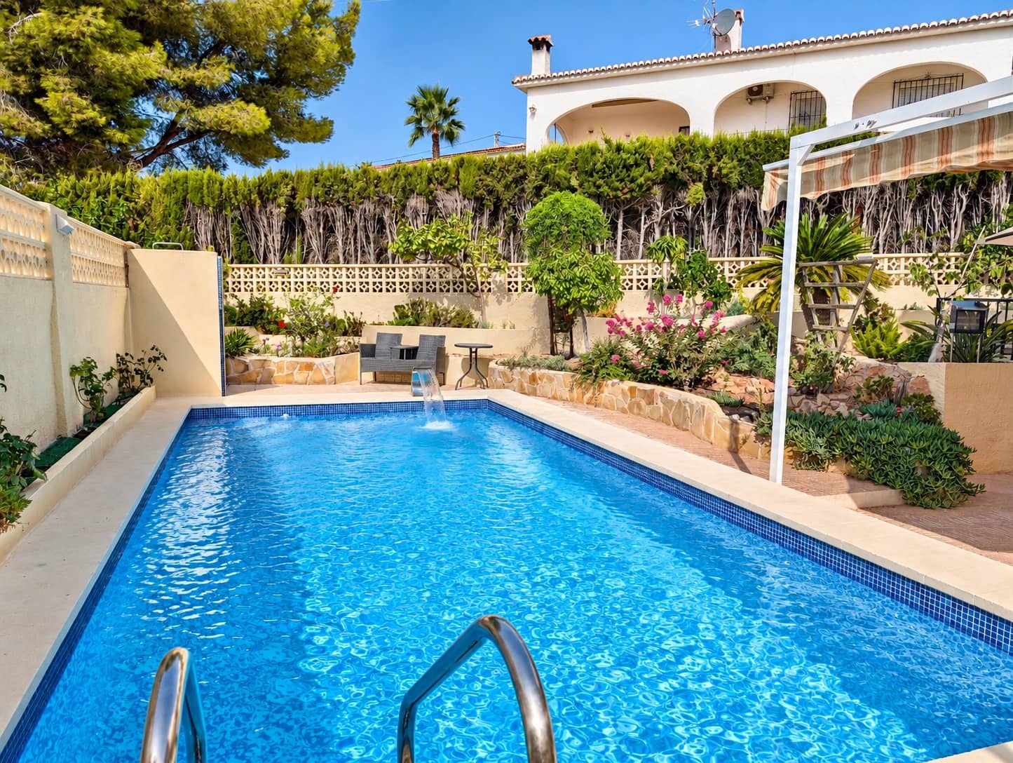 5 sovrum Villa till salu i Calpe / Calp med pool garage - 460 000 € (Ref: 10054666)