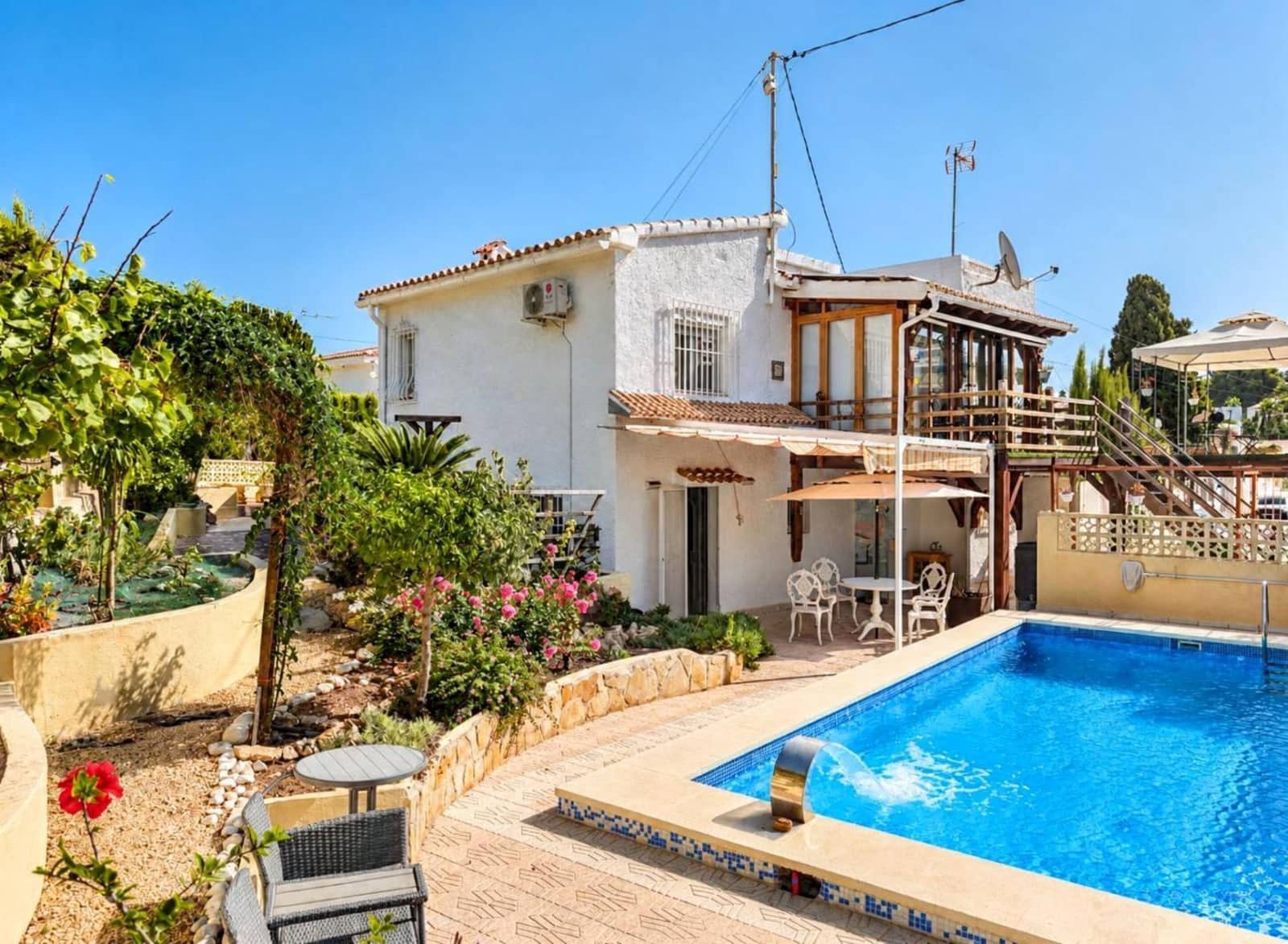 5 sovrum Villa till salu i Calpe / Calp med pool garage - 460 000 € (Ref: 10054666)