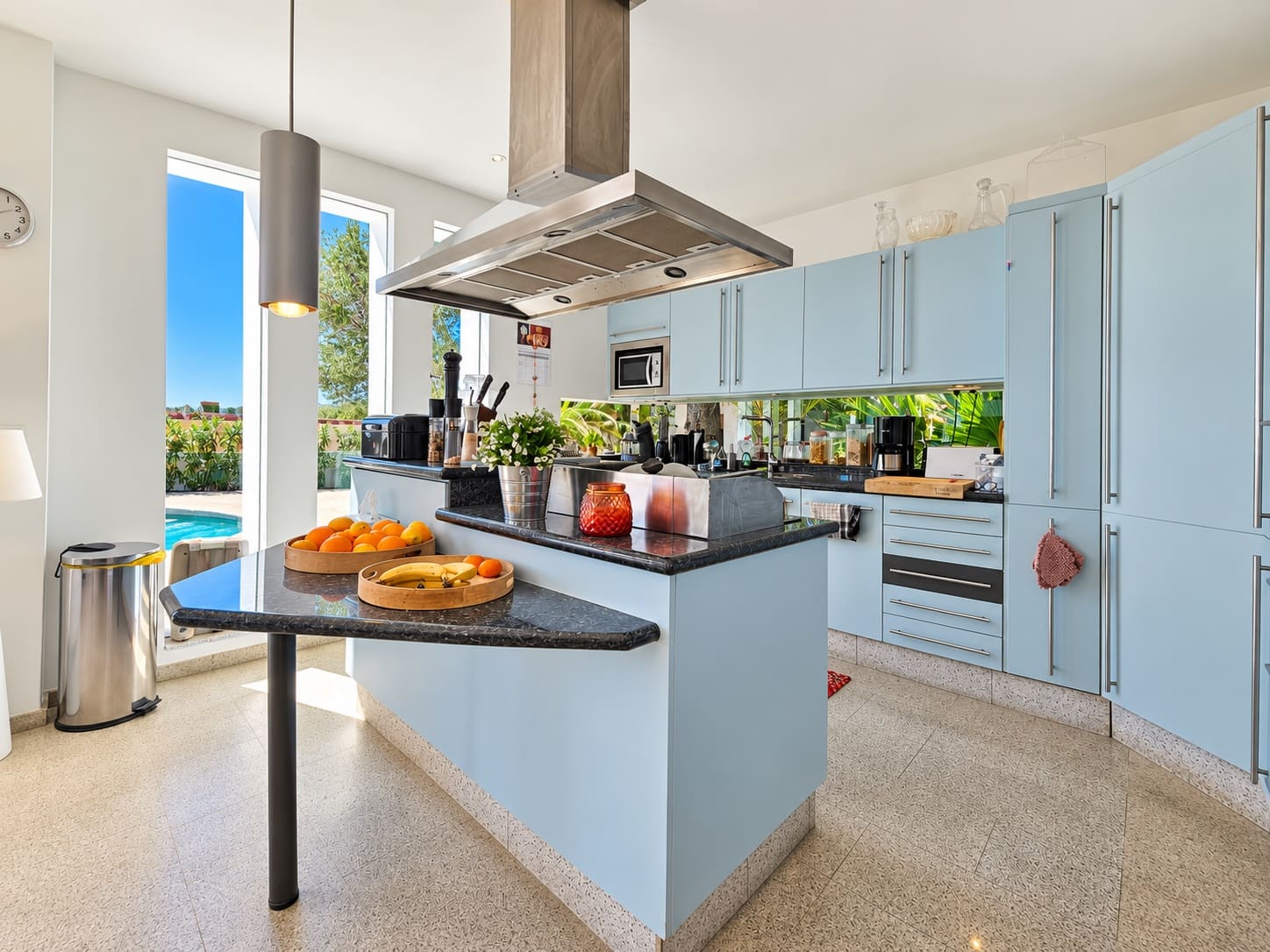 5 sovrum Villa till salu i Benissa med pool garage - 1 450 000 € (Ref: 10067084)