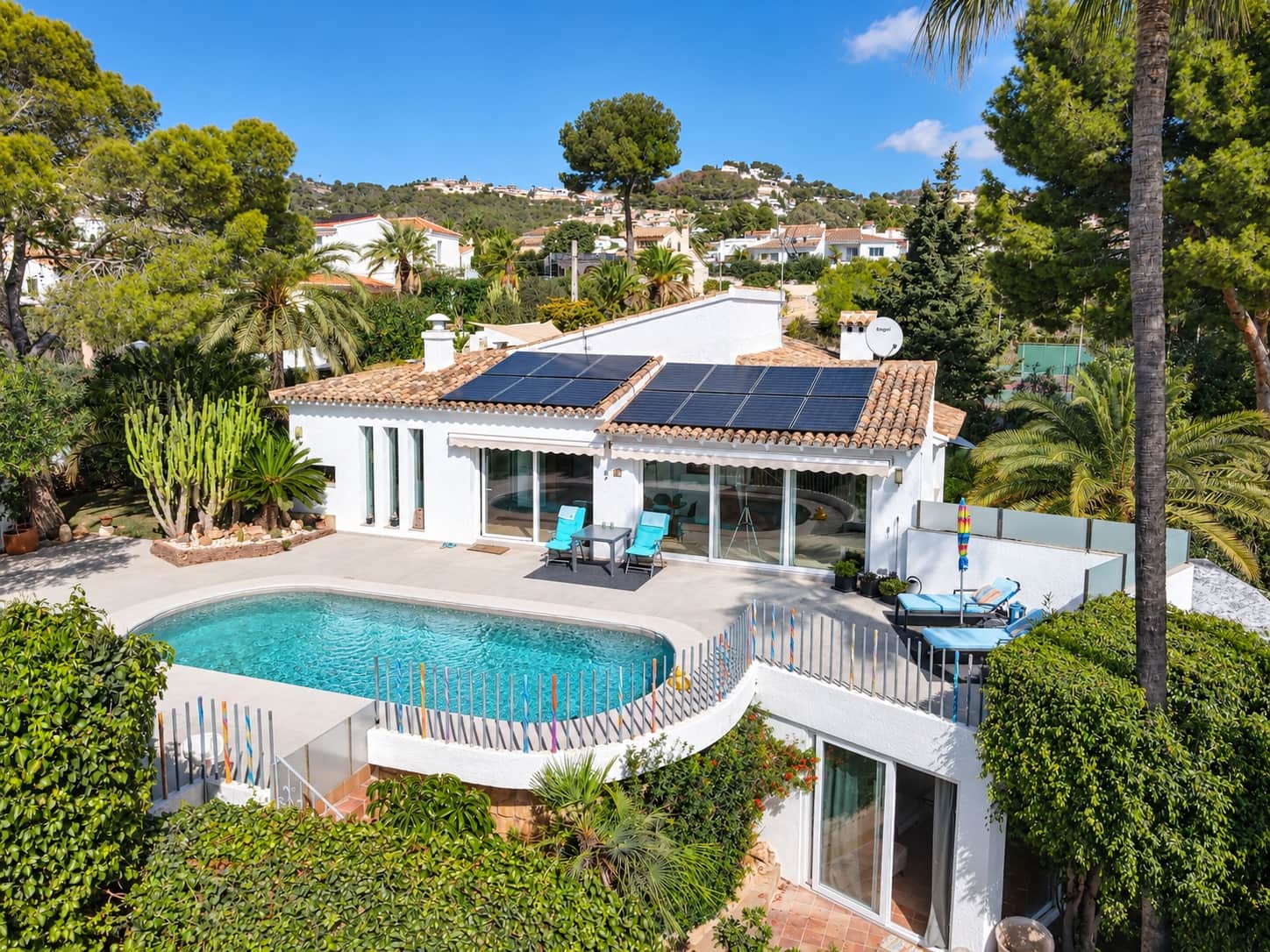 5 sovrum Villa till salu i Benissa med pool garage - 1 450 000 € (Ref: 10067084)