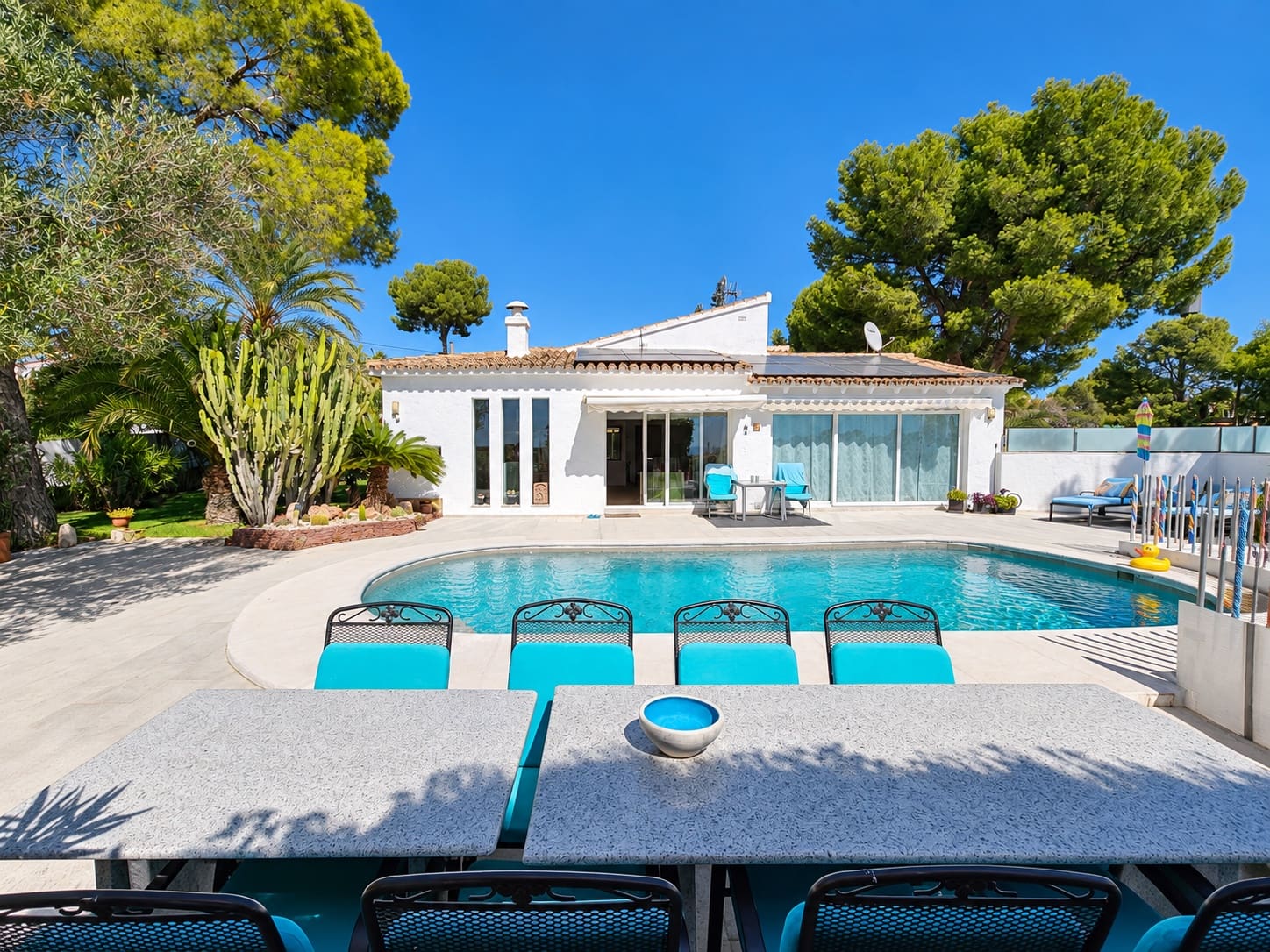 5 sovrum Villa till salu i Benissa med pool garage - 1 450 000 € (Ref: 10067084)