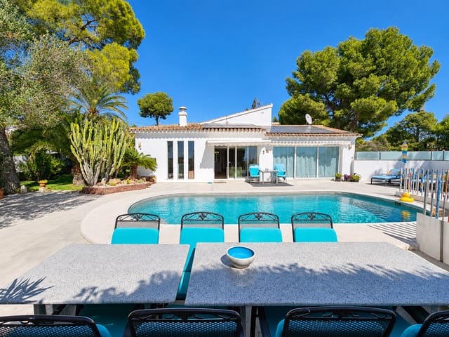 5 sovrum Villa till salu i Benissa med pool garage - 1 450 000 € (Ref: 10067084)