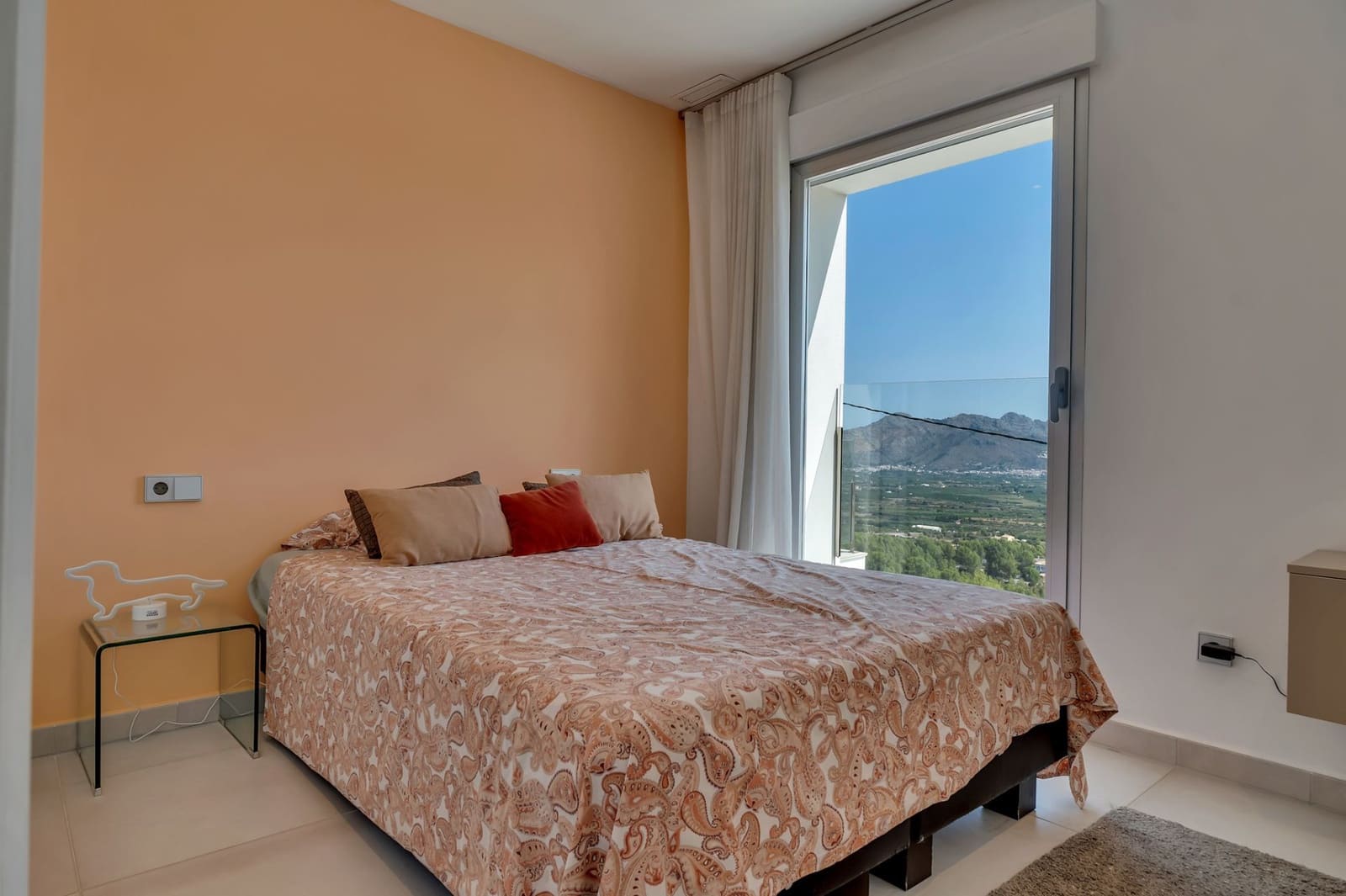 Chalet de 3 habitaciones en Orba en venta con garaje - 625.000 € (Ref: 10074911)