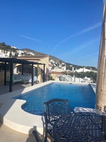 4 slaapkamer Villa te huur in Jalón / Xaló - € 2.000 (Ref: 10133040)