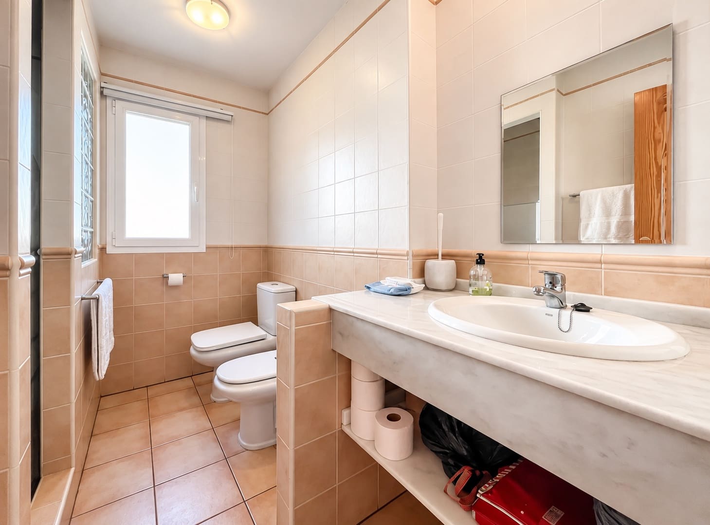 4 quarto Moradia para arrendar em Jalon / Xalo com piscina garagem - 2 000 € (Ref: 10133040)