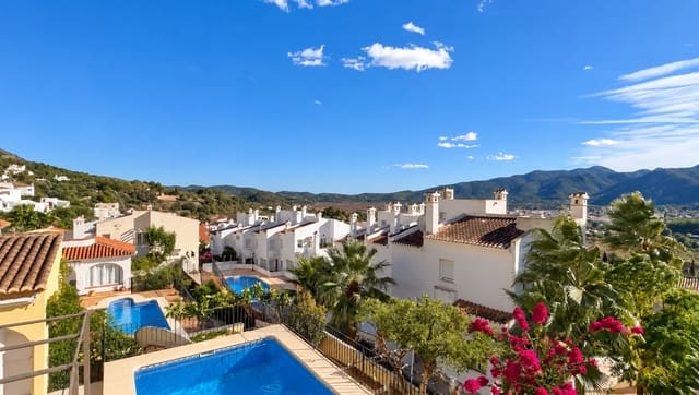 4 slaapkamer Villa te huur in Jalón / Xaló - € 2.000 (Ref: 10133040)