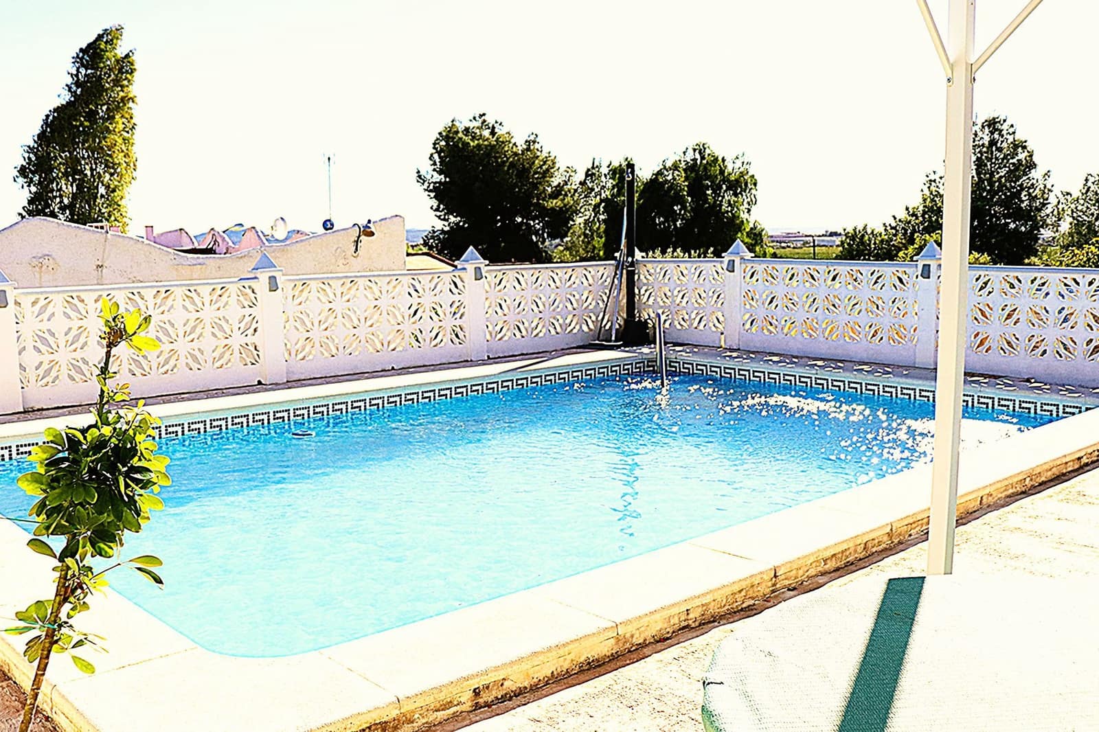 5 slaapkamer Villa te koop in Lliria met zwembad garage - € 280.000 (Ref: 9472278)