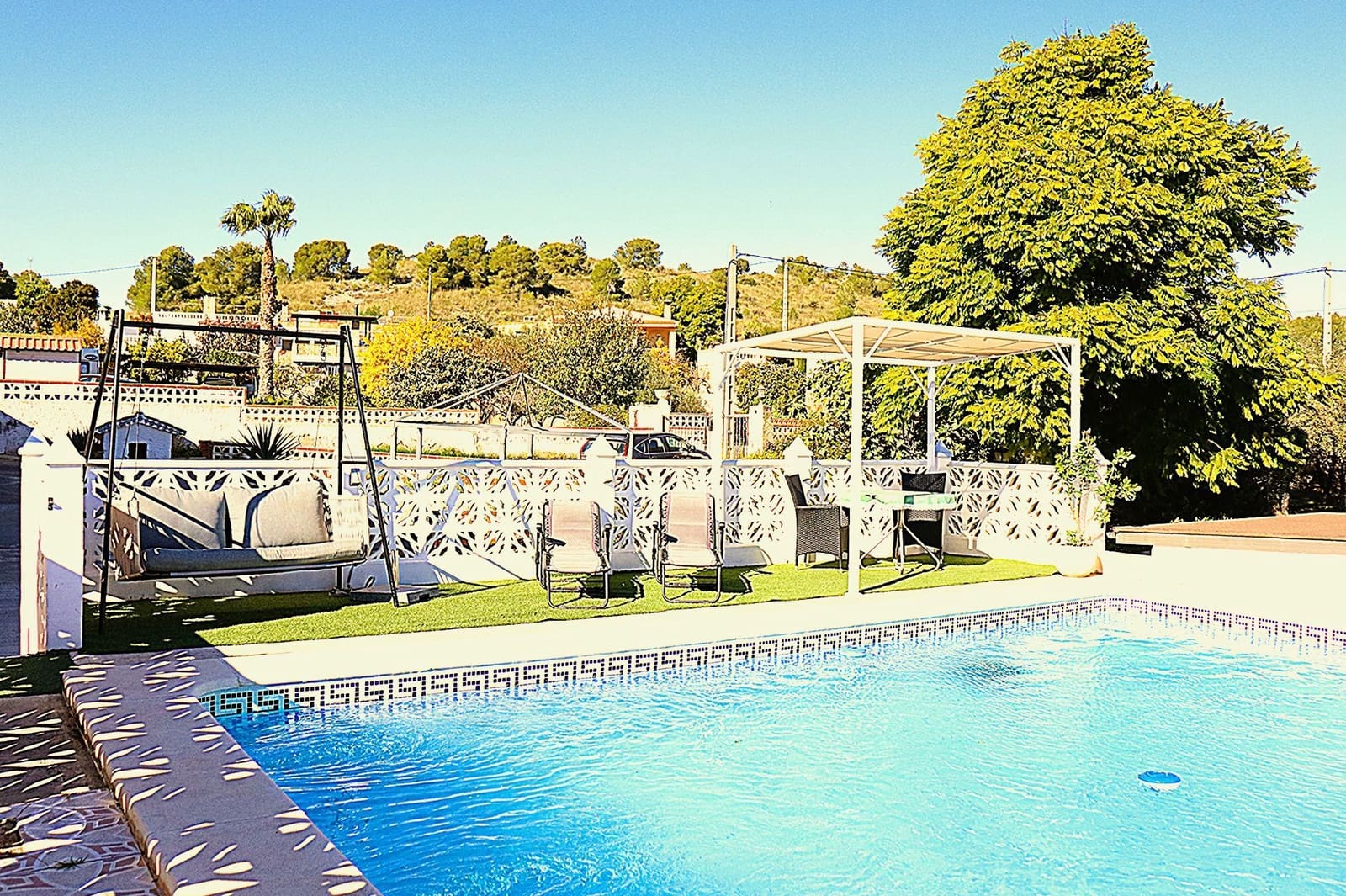 5 slaapkamer Villa te koop in Lliria met zwembad garage - € 280.000 (Ref: 9472278)