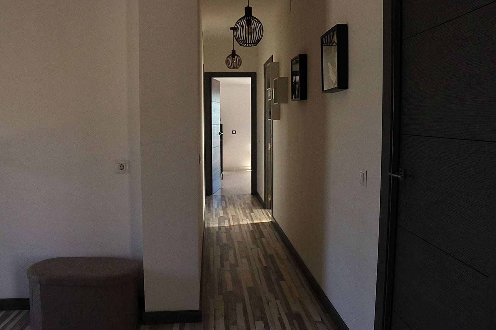 5 slaapkamer Villa te koop in Lliria met zwembad garage - € 280.000 (Ref: 9472278)