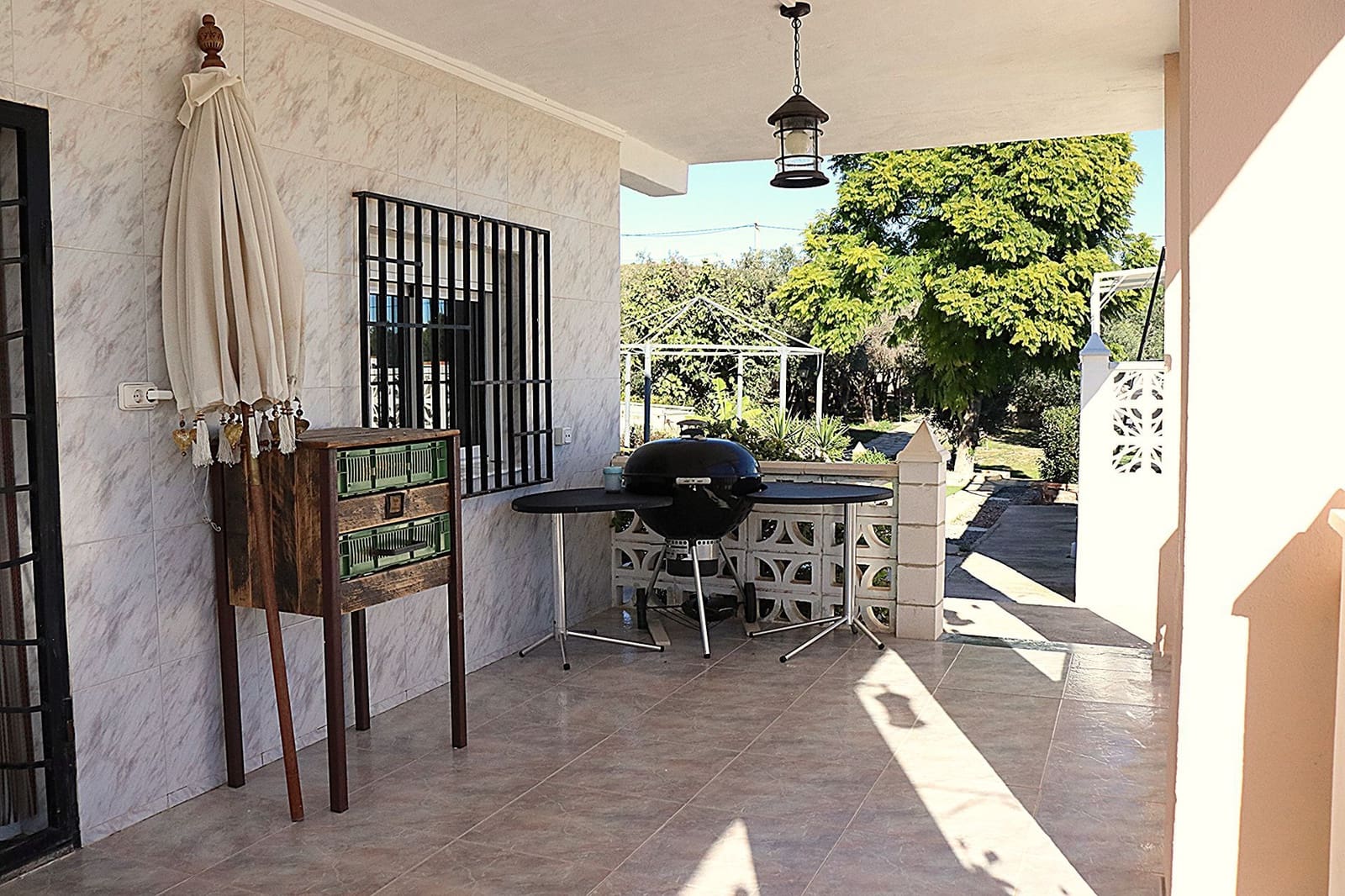 5 slaapkamer Villa te koop in Lliria met zwembad garage - € 280.000 (Ref: 9472278)