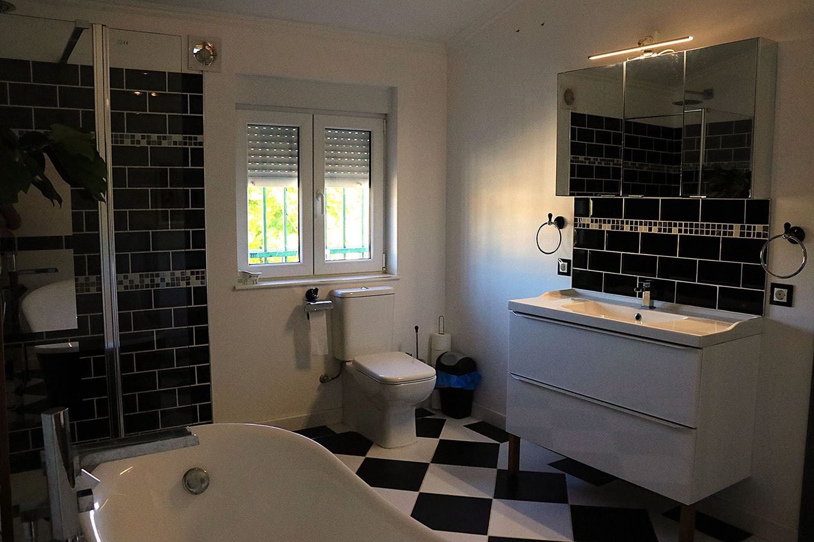 5 slaapkamer Villa te koop in Lliria met zwembad garage - € 280.000 (Ref: 9472278)