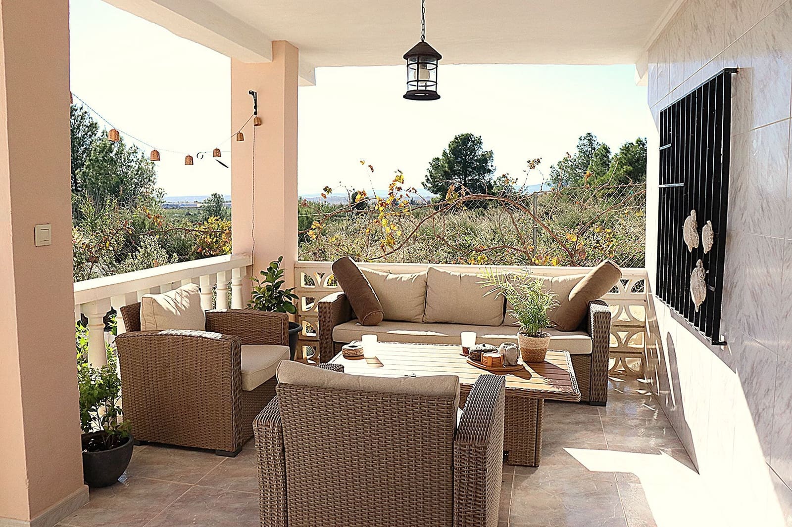 5 slaapkamer Villa te koop in Lliria met zwembad garage - € 280.000 (Ref: 9472278)