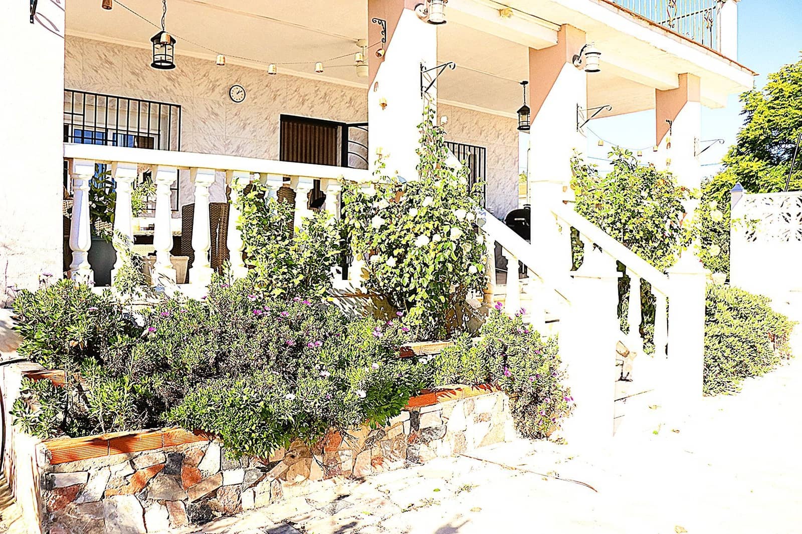 5 slaapkamer Villa te koop in Lliria met zwembad garage - € 280.000 (Ref: 9472278)