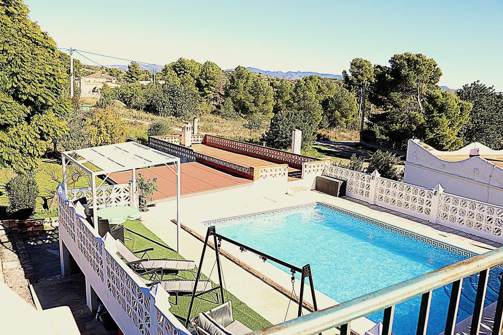 5 slaapkamer Villa te koop in Lliria met zwembad garage - € 280.000 (Ref: 9472278)