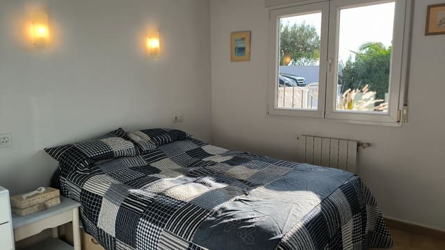 Chalet de 3 habitaciones en Teulada Pueblo, Teulada-Moraira en venta con piscina garaje - 775.000 € (Ref: 9472296)