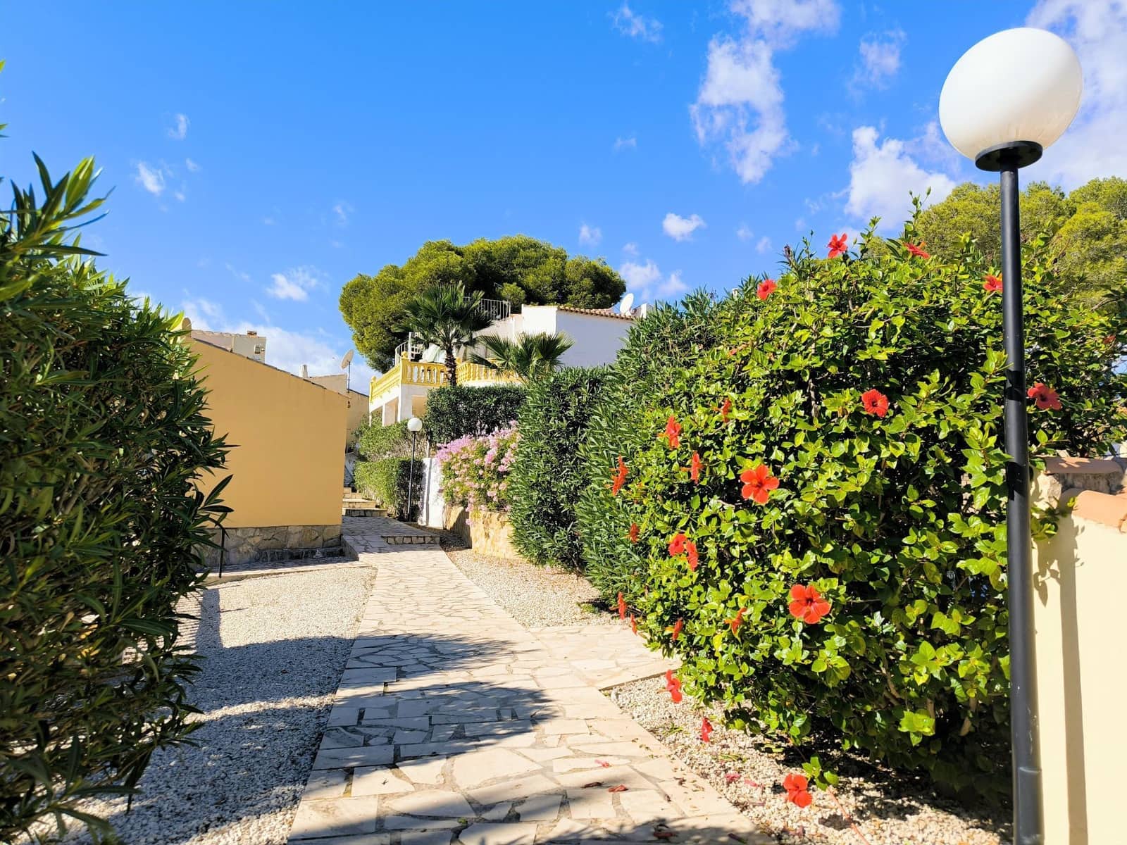 2 slaapkamer Bungalow te koop in Moraira met zwembad garage - € 299.000 (Ref: 9472297)