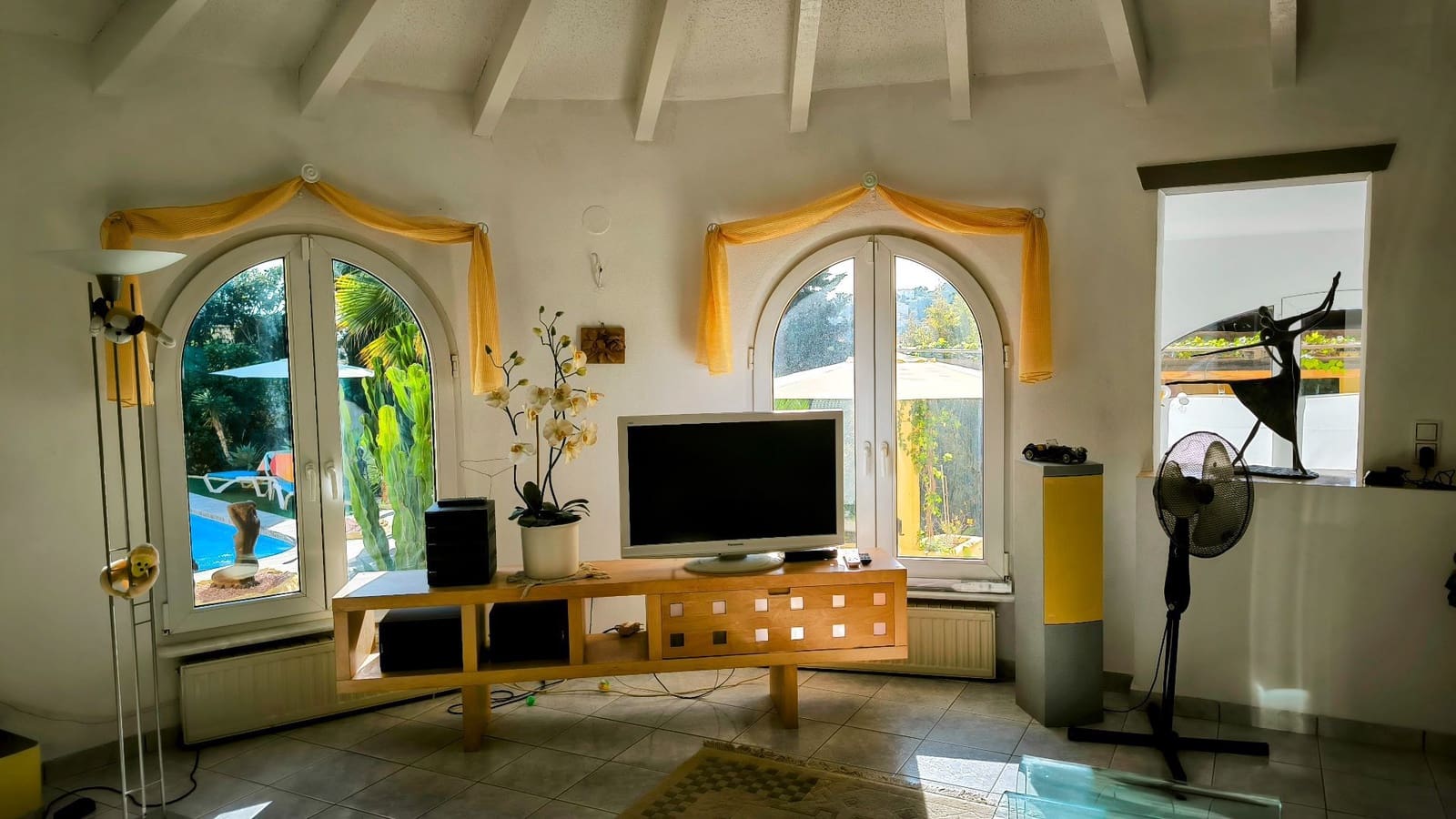 4 soveværelse Villa til salg i Benissa med swimmingpool garage - € 675.000 (Ref: 9472298)