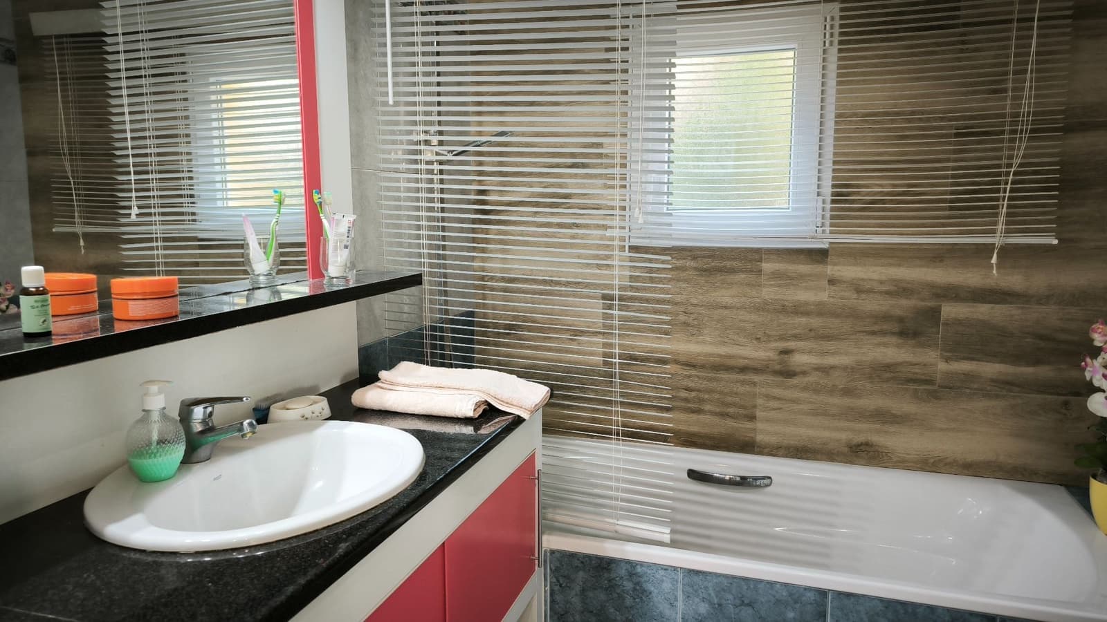 4 soveværelse Villa til salg i Benissa med swimmingpool garage - € 675.000 (Ref: 9472298)