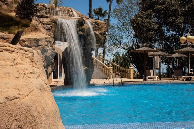 1 soveværelse Lejlighed til salg i Calpe / Calp med swimmingpool garage - € 185.000 (Ref: 9474686)