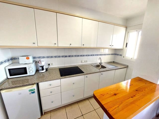 1 soveværelse Lejlighed til salg i Calpe / Calp med swimmingpool garage - € 180.000 (Ref: 9474687)