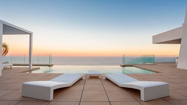 4 slaapkamer Villa te koop in Cumbre del Sol, Benitachell / Benitatxell met garage - € 1.691.000 (Ref: 9508399)