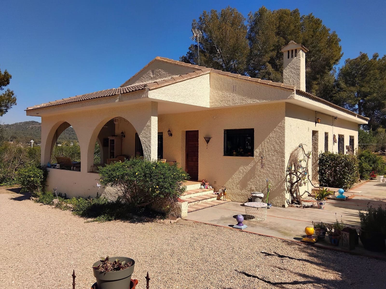 4 bedroom Villa for sale in Vilamarxant / Villamarchante with pool garage - € 219,500 (Ref: 9731679)