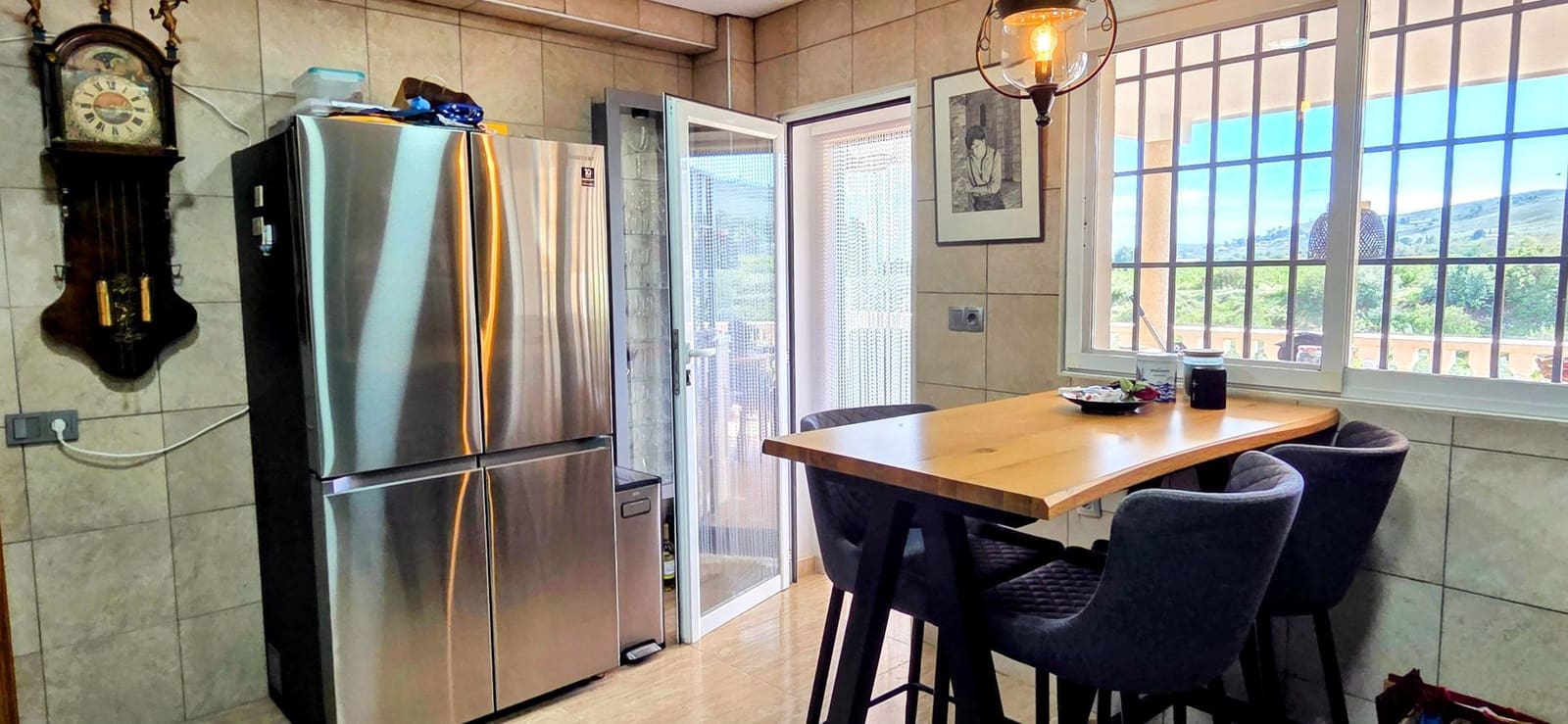 5 soverom Villa til salgs i Turis med svømmebasseng garasje - € 395 000 (Ref: 9814201)