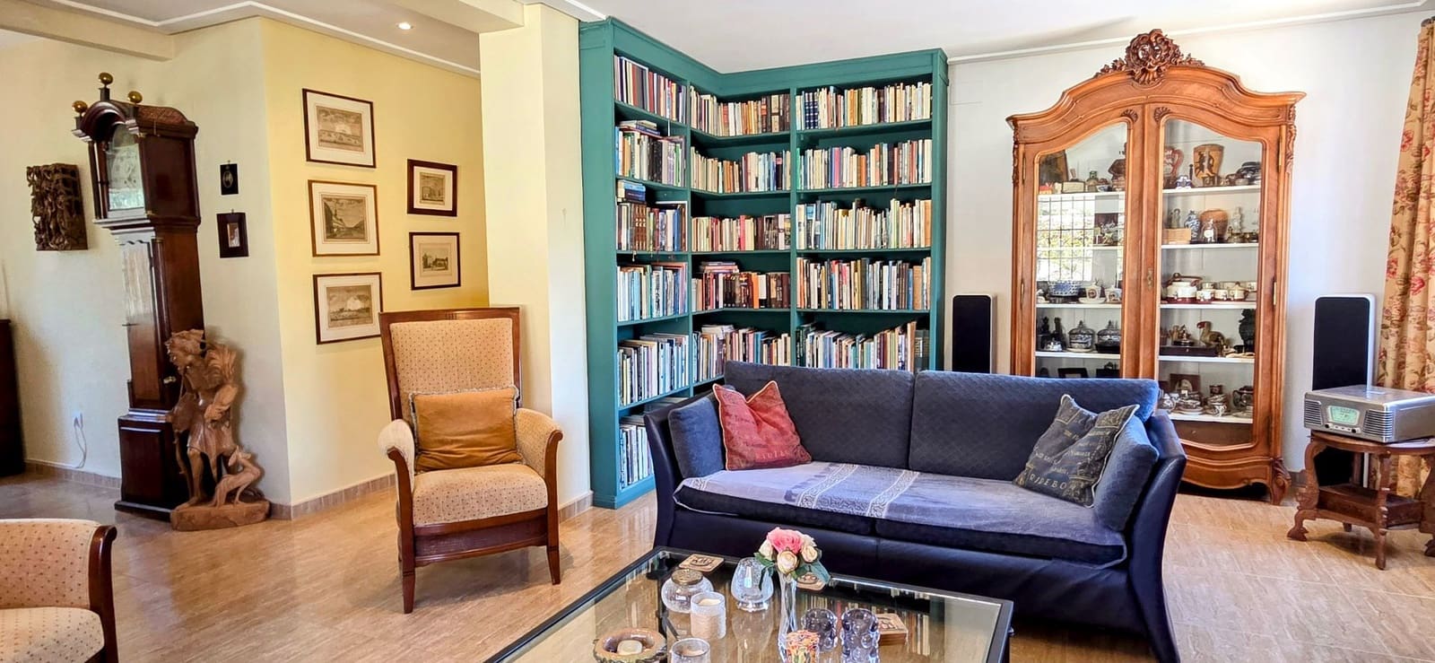5 soverom Villa til salgs i Turis med svømmebasseng garasje - € 395 000 (Ref: 9814201)