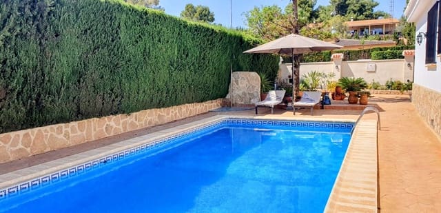 5 soverom Villa til salgs i Turís med svømmebasseng garasje - € 395 000 (Ref: 9814201)