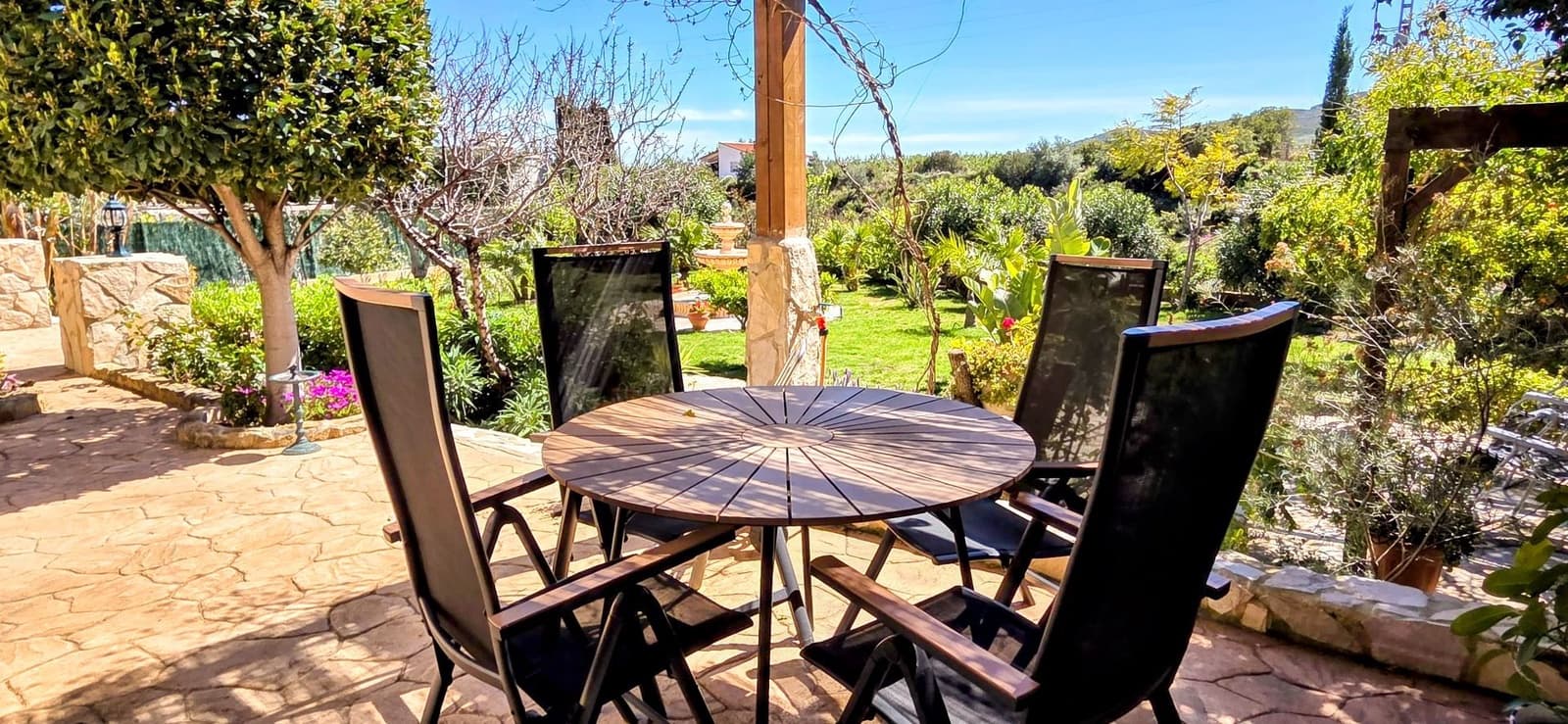 5 soverom Villa til salgs i Turis med svømmebasseng garasje - € 395 000 (Ref: 9814201)