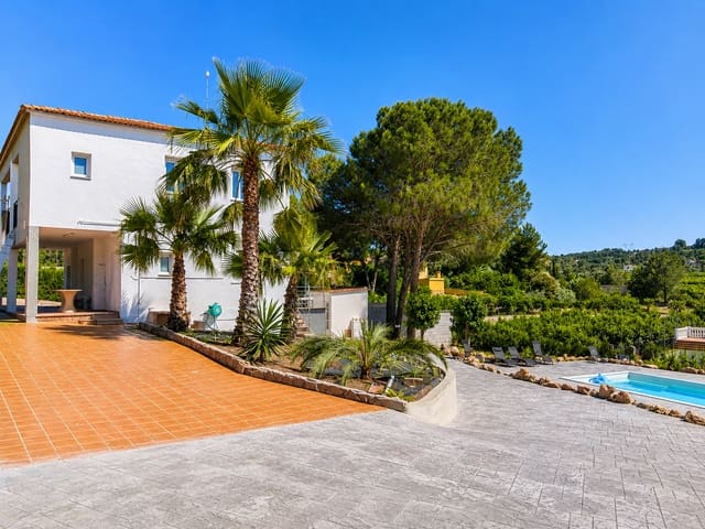 6 Zimmer Villa zu verkaufen in Alberic mit Pool Garage - 345.000 € (Ref: 9858015)