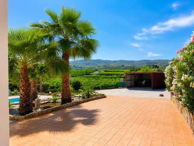 6 Zimmer Villa zu verkaufen in Alberic mit Pool Garage - 345.000 € (Ref: 9858015)