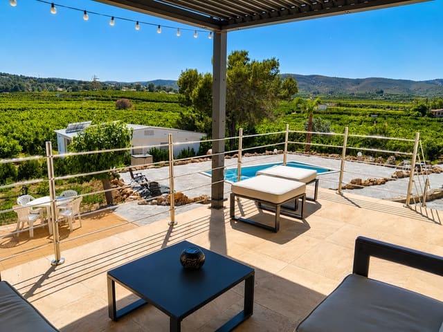 6 Zimmer Villa zu verkaufen in Alberic mit Pool Garage - 345.000 € (Ref: 9858015)