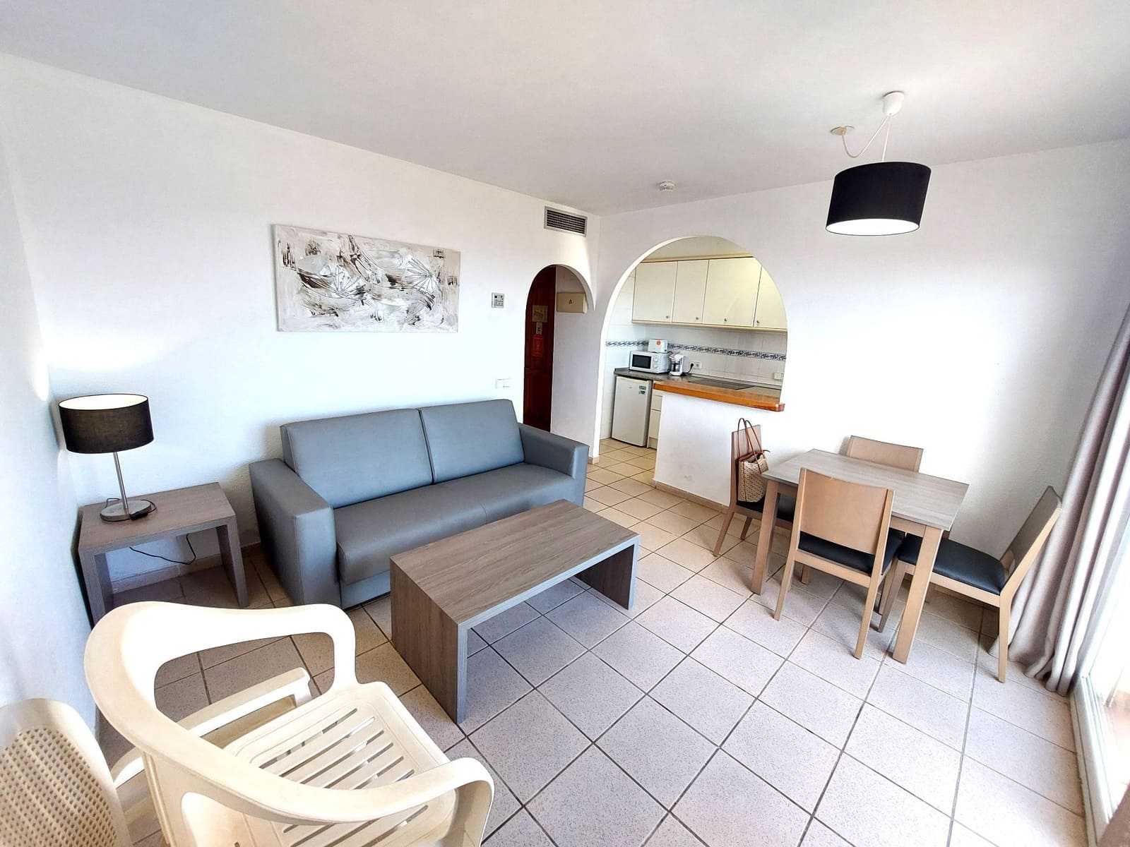 2 makuuhuone Huoneisto myytävänä paikassa Calpe / Calp mukana uima-altaan 
autotalli - 240 000 € (Ref: 9915253)