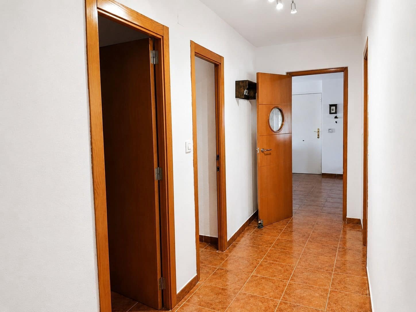 3 soverom Villa til salgs i Chiva med svømmebasseng garasje - € 260 000 (Ref: 9941728)